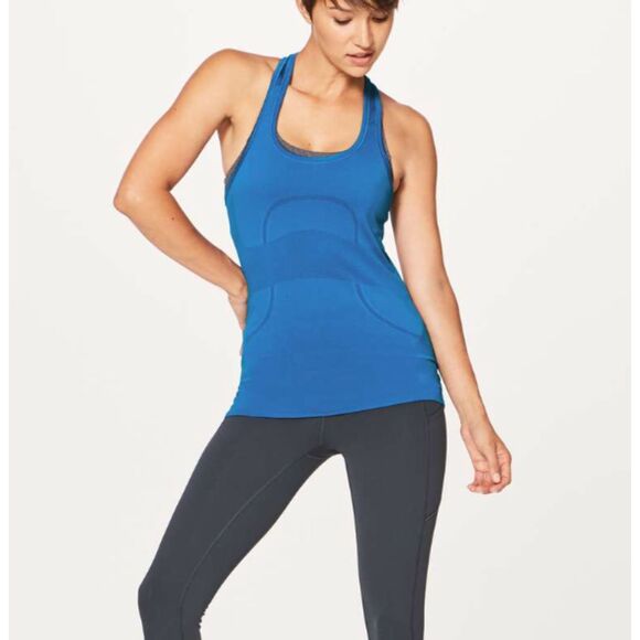 lululemon athletica Tops - Women Lululemon Swiftly Tech Racerback Hip Length in Amalfi Blue Size 6